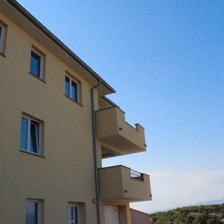 Apartmani Marin Vrbnik Εξωτερικό φωτογραφία