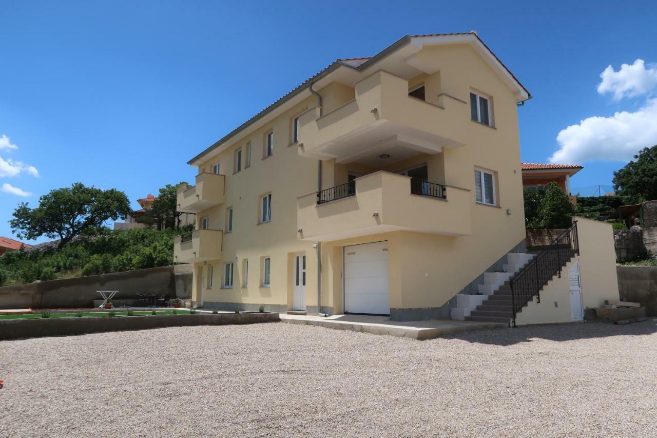 Apartmani Marin Vrbnik Εξωτερικό φωτογραφία